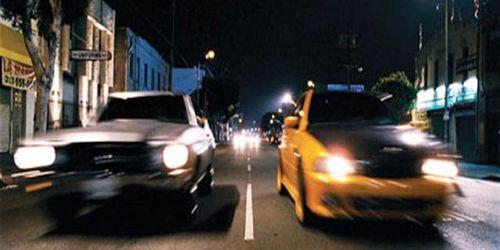 男子吃瓜飙车事件视频大全