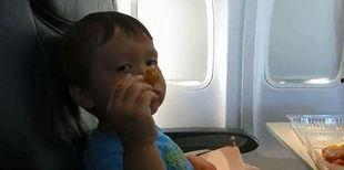 男孩吃角瓜的视频大全,趣味视频大全来袭！