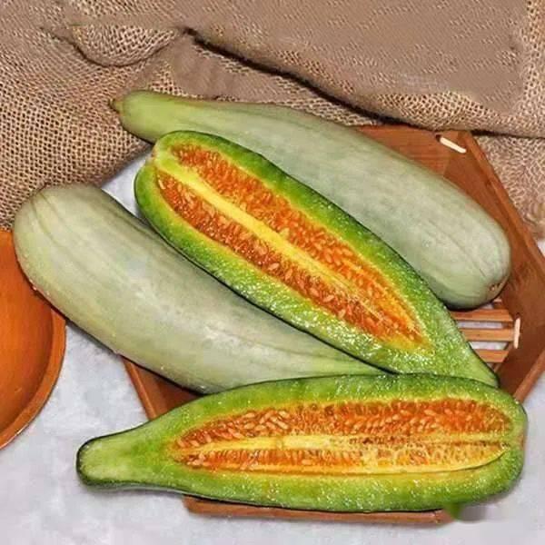 刘伟直播吃羊角蜜瓜视频,甜蜜滋味引网友热议